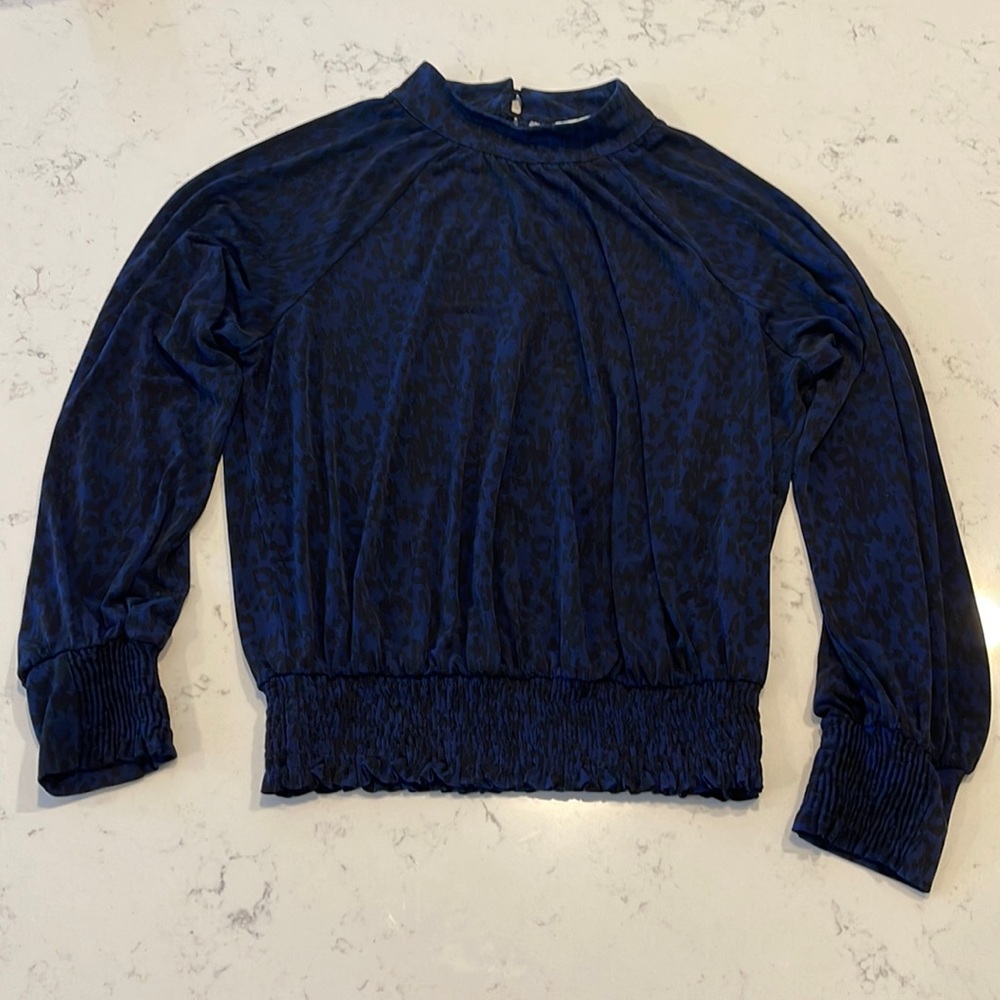 Allison Joy Womens Top Black/Blue Cheetah Design Size Medium